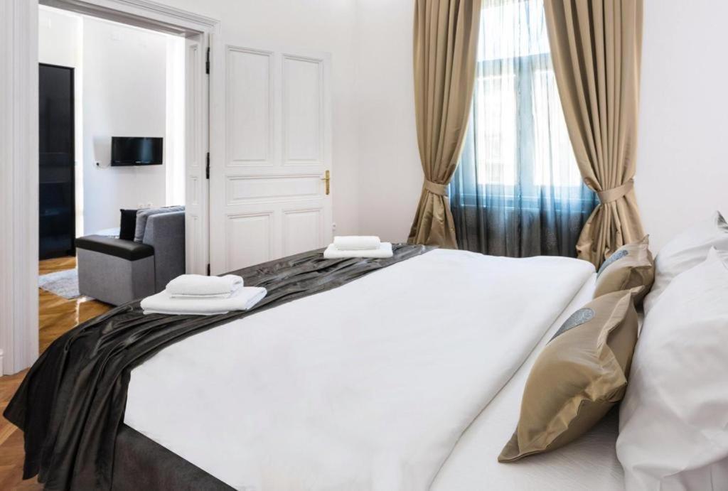 Lux Nice City Center With Private Parking Zagreb Buitenkant foto